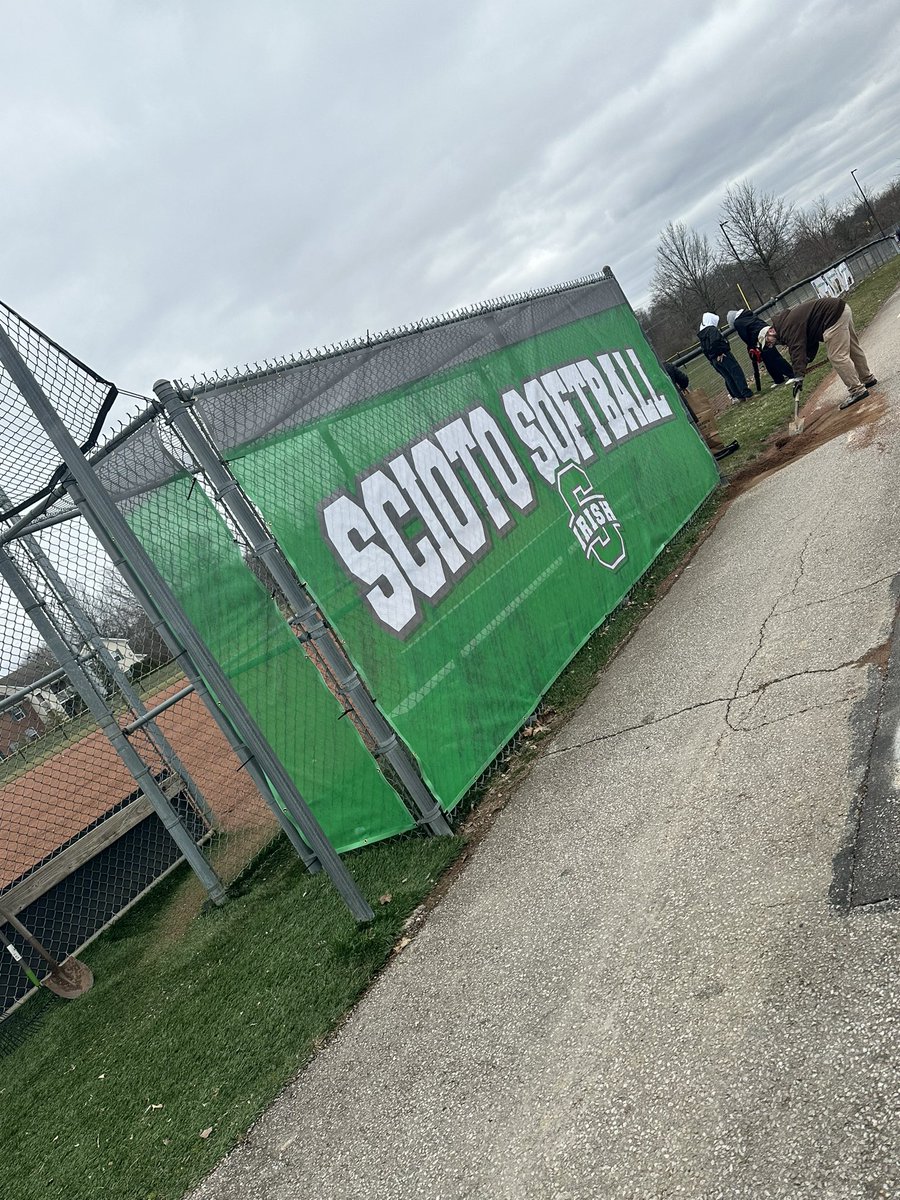 sciotosoftball's tweet photo. Field clean yesterday! Cold 🥶 but we got a lot done! Thank you to everyone who came out to help! We are ready to kick this season off! https://t.co/1Seqlc4sU0