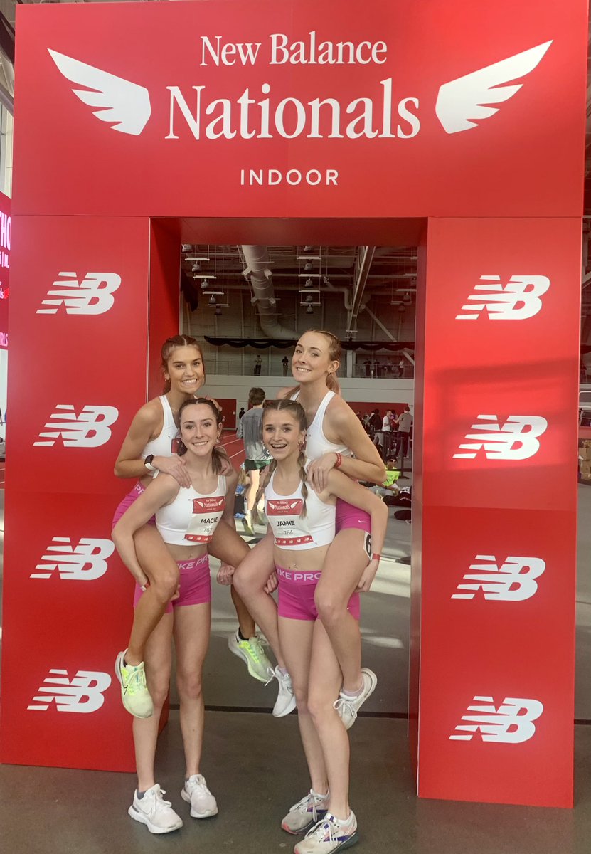 creekxc's tweet photo. 🚨💖💖💖💖🚨 CREEK T&amp;F  4x800 @ConferJamie @abbyroberts0 @elinorshuttle11 @Macierunz25  win their heat and place 18th overall in championship division #NBnationals .   #CREEKPR1DE 🧡🖤🧡🖤 https://t.co/sJ1l44MHPL