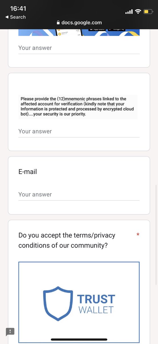 subash_sh's tweet photo. @livesol873 @elonmusk @TrustWallet scammers are floating around in twitter. Strangest thing is they follow and quote you when you tweet. Then ask you for the recovery phrase claiming to fix your wallet issue. https://t.co/edWdmU9Zgs