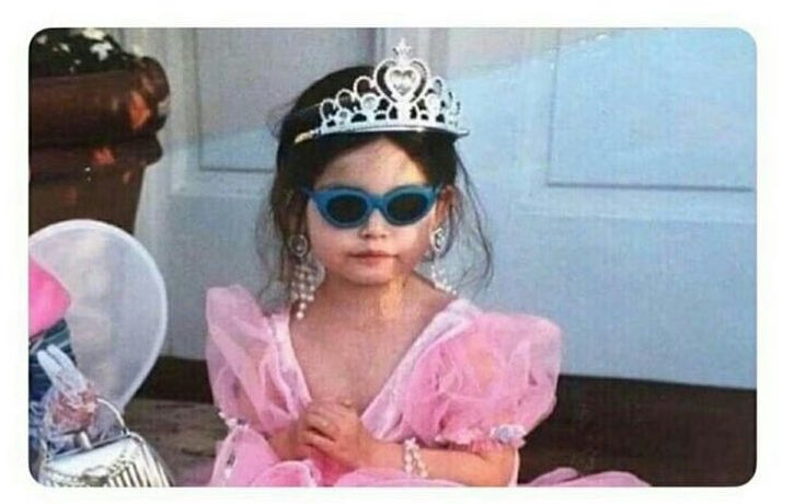 magicbeibi's tweet photo. Me di cuenta de que soy muy caprichosa y me gusta mucho que me consientan. Jamás funcionaría en una relación en donde no me miman y consienten todo el tiempo. Soy esta https://t.co/PugIwpFO5h