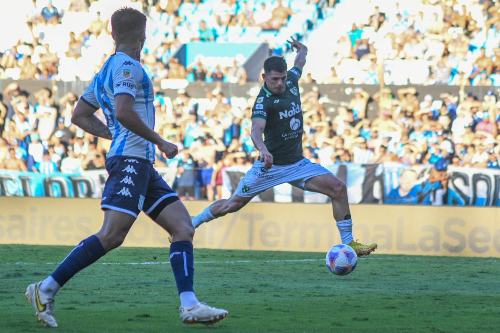 Un partido de futbolin? Haz tu propio juego de fútbol casero - tranquilos  No necesita VAR 😂 