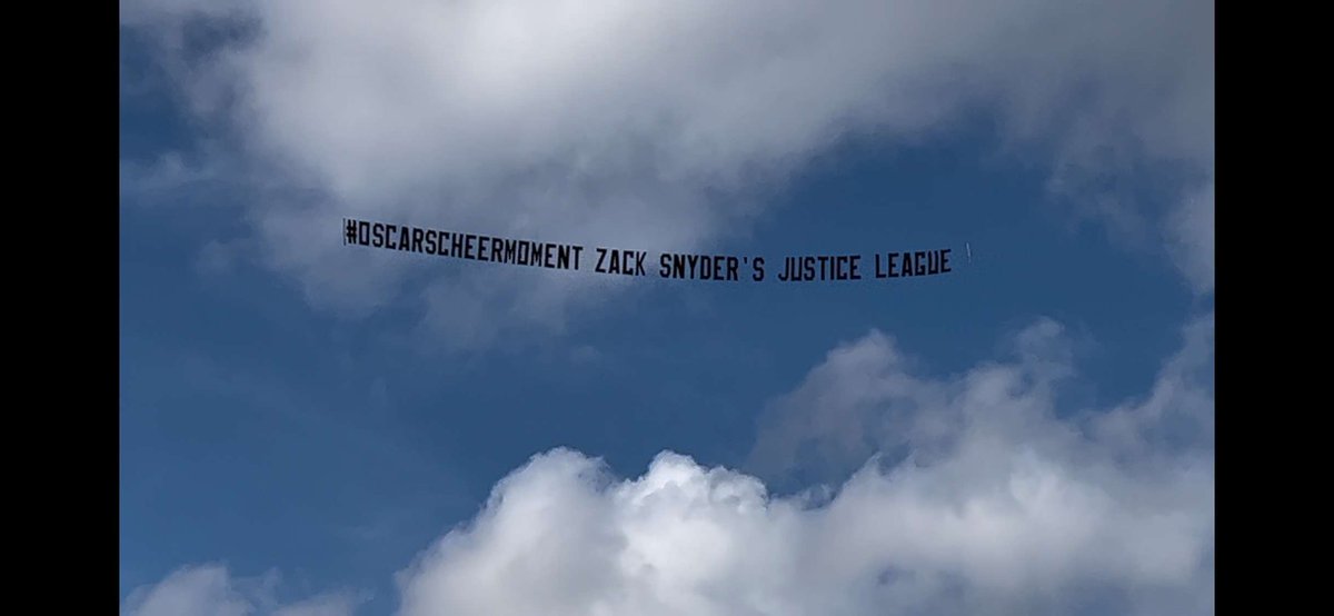 We are FLYING during Oscars red carpet for our victory lap celebrating ZSJL winning #OscarsCheerMoment and AOTD winning #OscarsFanFavorite!

Sky banner is en route to WB and then will circle Hollywood walk of fame during Oscars pre-show! 
#ZackSnyder𓃵 #ZackSnyderSweep #Oscars