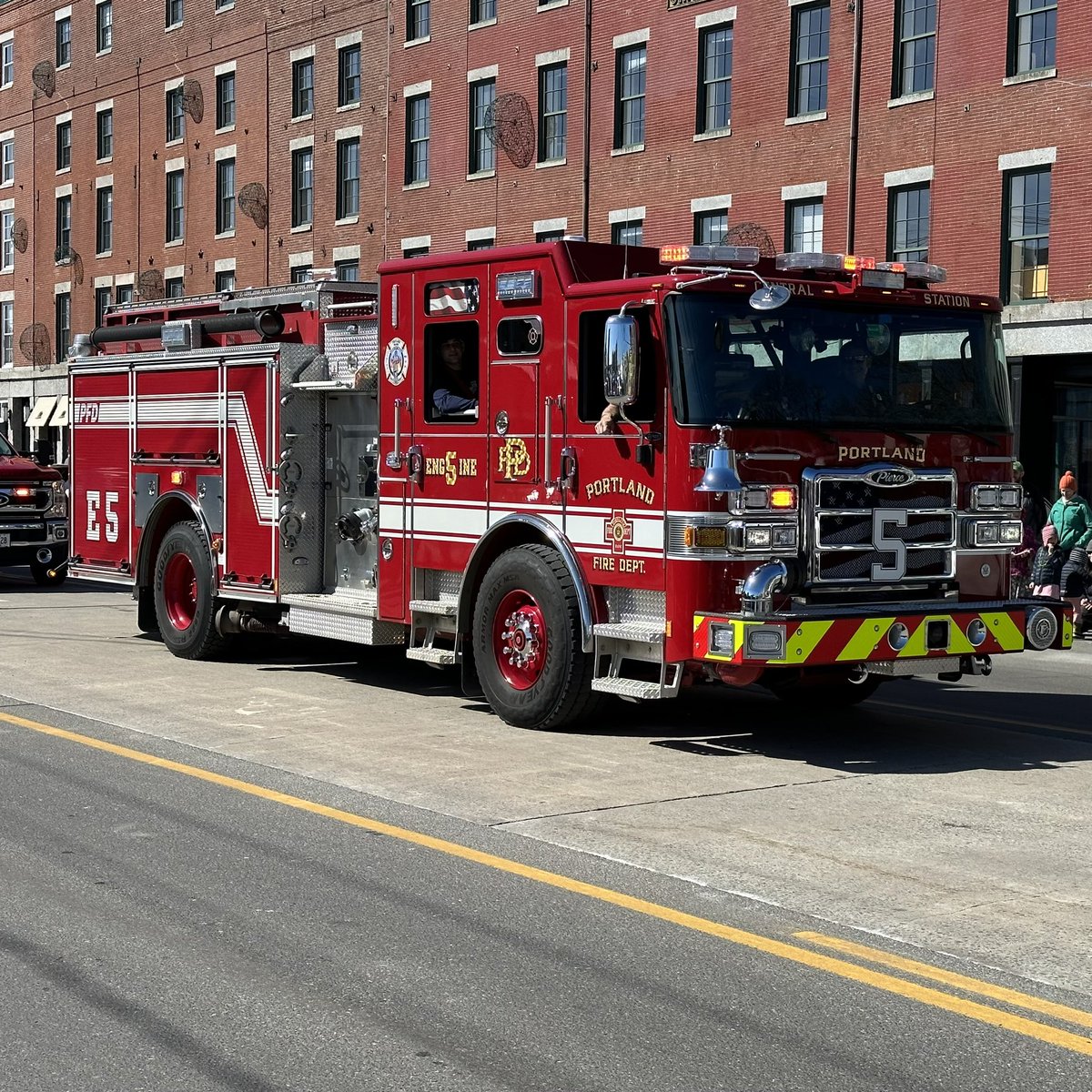 Portland Maine Firefighters tweet media