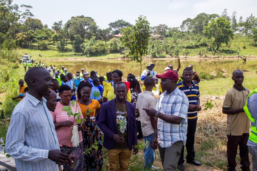 MINISTRY OF WATER AND ENVIRONMENT 🇺🇬 (@min_waterug) on Twitter photo #MWEworks: <a href="/min_waterUg/">MINISTRY OF WATER AND ENVIRONMENT 🇺🇬</a> through the Forestry Sector Support Department together with other Partners Planted Trees on the 100 acres of land put aside by the ROOTs Campaign. <a href="/MamaMabira/">Beatrice Anywar</a> <a href="/UgandaBreweries/">Uganda Breweries Ltd</a> <a href="/RoofingsGroupUG/">Roofings Group Uganda</a> <a href="/okidi64/">Dr. Alfred Okot Okidi</a> <a href="/CaritasUganda/">Caritas Uganda</a> @BugandaOfficial <a href="/OxfaminUganda/">Oxfam in Uganda</a> #MWEworks: <a href="/min_waterUg/">MINISTRY OF WATER AND ENVIRONMENT 🇺🇬</a> through the Forestry Sector Support Department together with other Partners Planted Trees on the 100 acres of land put aside by the ROOTs Campaign. <a href="/MamaMabira/">Beatrice Anywar</a> <a href="/UgandaBreweries/">Uganda Breweries Ltd</a> <a href="/RoofingsGroupUG/">Roofings Group Uganda</a> <a href="/okidi64/">Dr. Alfred Okot Okidi</a> <a href="/CaritasUganda/">Caritas Uganda</a> @BugandaOfficial <a href="/OxfaminUganda/">Oxfam in Uganda</a>