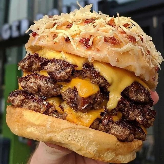 Eat or pass? 🔥😋