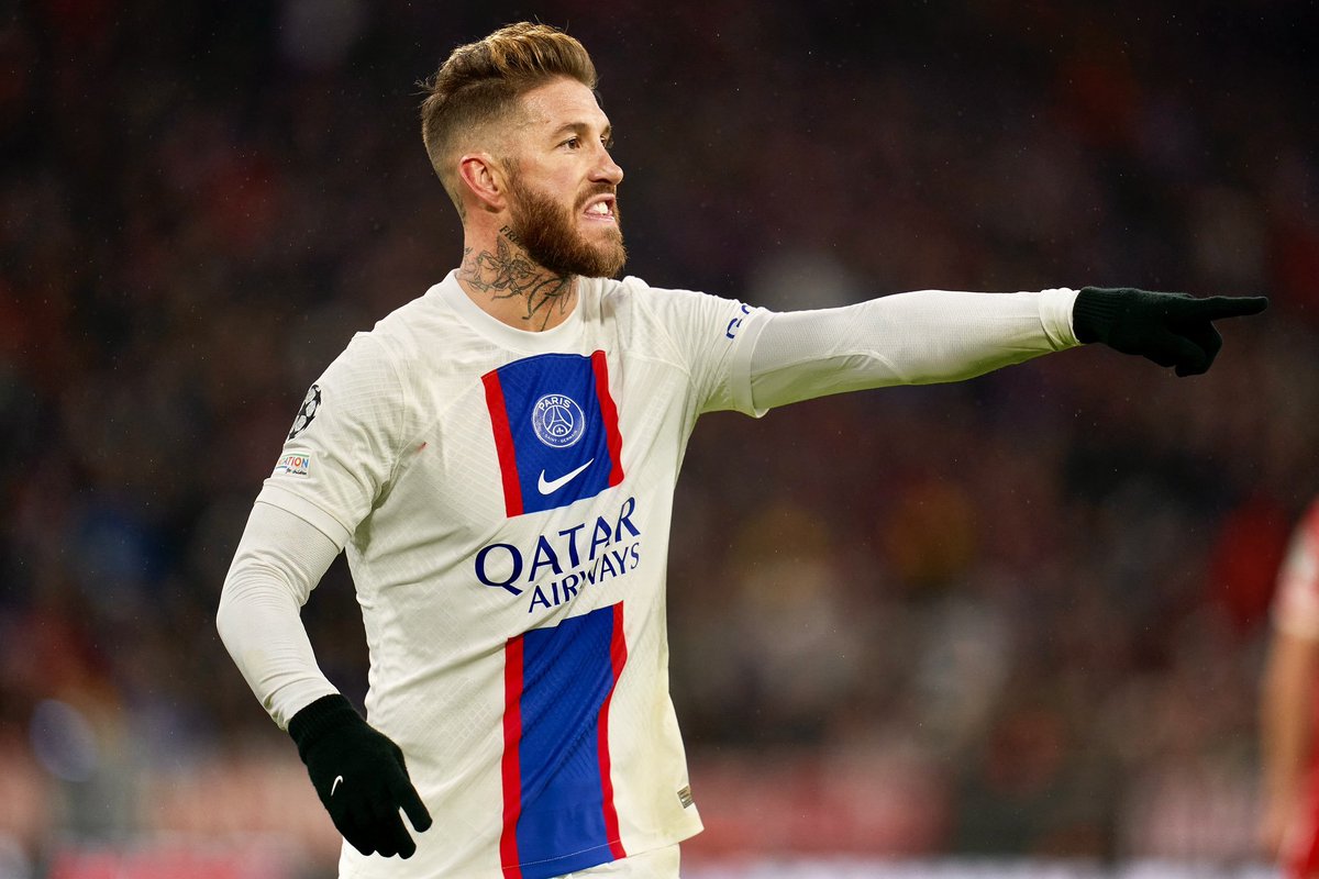 PSG_Report's tweet photo. 🚨| Sergio Ramos wants to continue at PSG but a player of his stature cannot be left on the bench. The Spaniard's extension will depend on his ability to perform in the area where Milan Skriniar is expected. 🇪🇸🔎 [@lequipe] https://t.co/eYFZ36xsn1