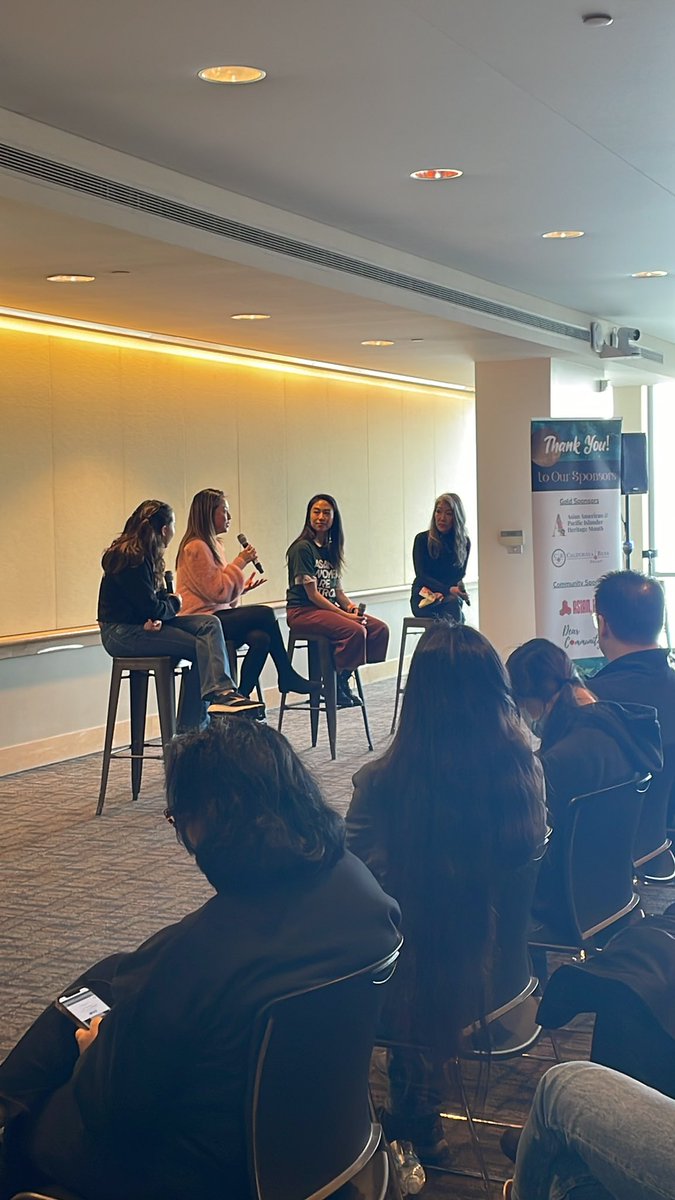 leilanipedroni's tweet photo. @edithyeung says that as Asian women we need to tell ourselves  “You are the shit!” - @AsiansAreStrong conference. I love this! @siscircle1 #WomensHistoryMonth #WomenSupportingWomen #strength https://t.co/urRUUi4wHB