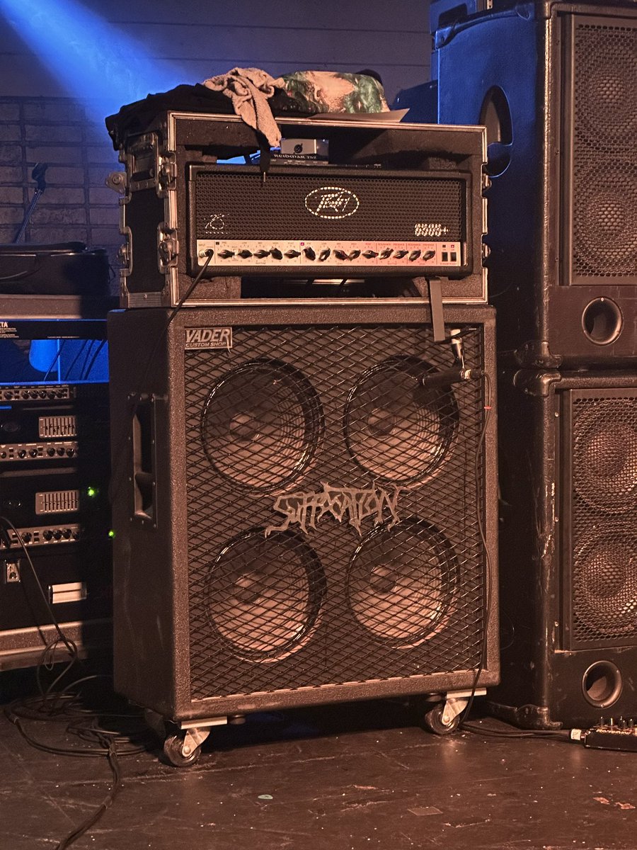 ScatterbrainPod's tweet photo. #suffocation #osdm #metal #deathmetal #heavyashell #brickbybrick #peavey #vadercabinets https://t.co/C0O09UP5hL