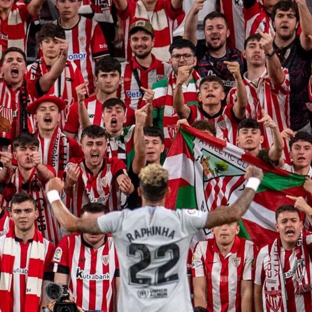 qorsob13's tweet image. #TotsUnitsFemForca 🔵🔴