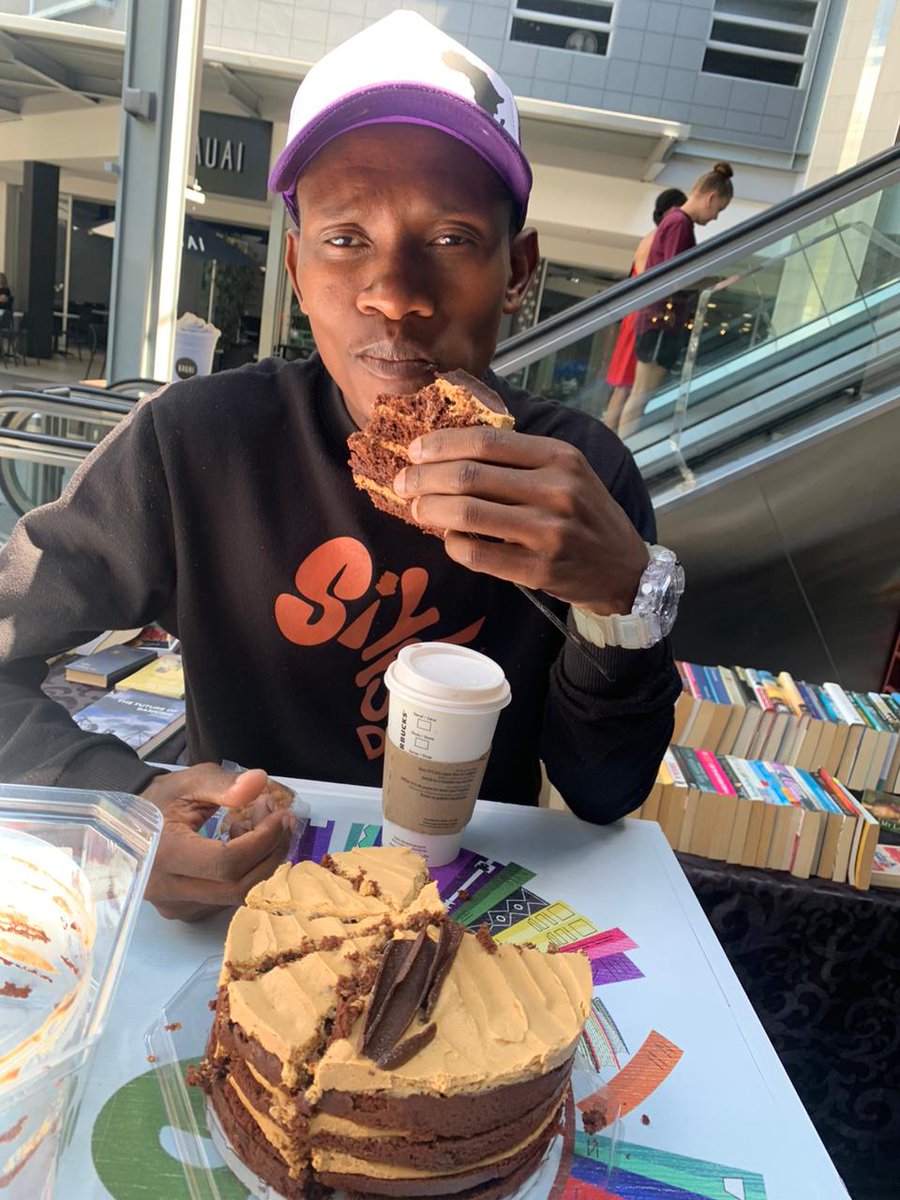 SiyafundaSA's tweet photo. Happy belated birthday to our stakeholder, partner, brother, friend &amp; acquaintance @WhoAreWeSA @VegaTheArtist thank you for all the beautiful videos &amp; photos. Today was your big day camera man, i hope u tried to be the one on camera, not behind it okay? 🤣😍🍷📚 https://t.co/tkAp9UfGhf