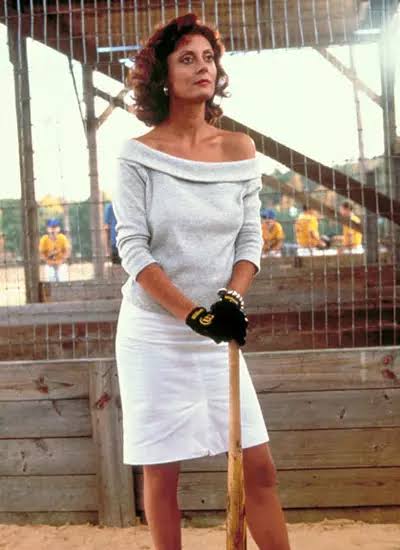#MarchMovieMadnessChallenge 

Day 12: Susan Sarandon

Pardon my delay in posting this; I was busy with a lot of things this Sunday. The one Susan performance that really fascinates me is her role as a die-hard baseball fan in Bull Durham.