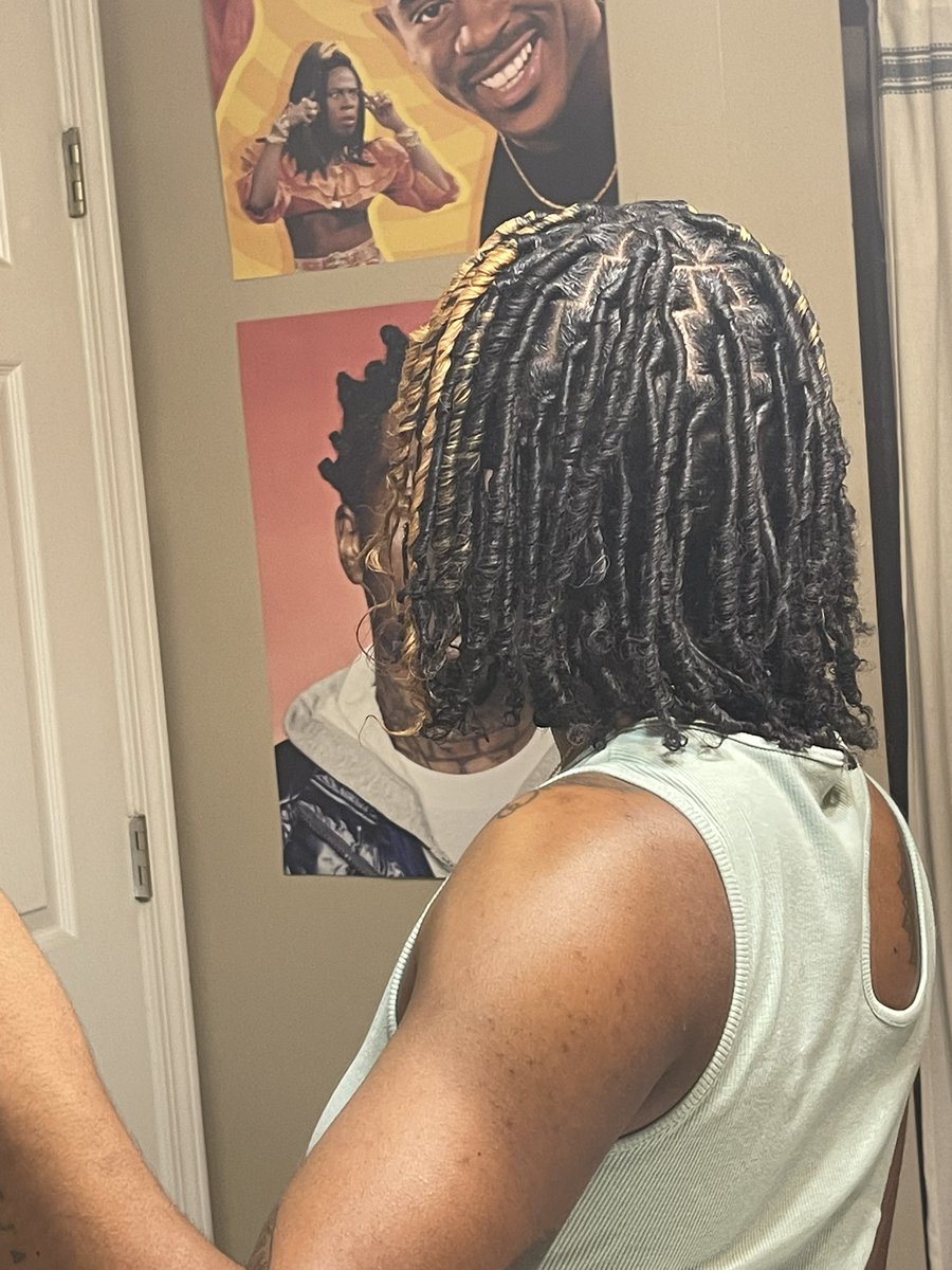 Unique_Nichelle's tweet image. Loc update😊 1 year &amp;amp; 2 months 
#locupdate #locjourney