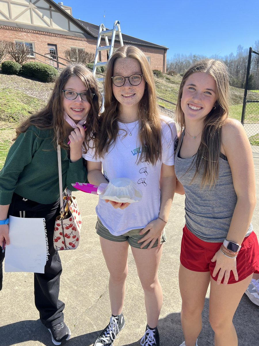 WCDS_Science's tweet photo. Egg-celent work by #WCDSGrade8 students during their egg drop project! There were only 3 survivors this year, but students tried their best to create containers to keep their eggs safe. Onto the roller coaster project next! #WCDSScience #WCDSMiddleSchool https://t.co/DFsCOPc1j1