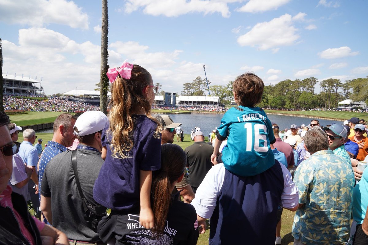 GovRonDeSantis's tweet photo. It was great to watch the best of the best in professional golf at The Players Championship in Jacksonville with First Lady @CaseyDeSantis, Madison and Mason. 

Florida is the golfing capital of the world and we’re proud of it! https://t.co/rBSkuh5Z2e