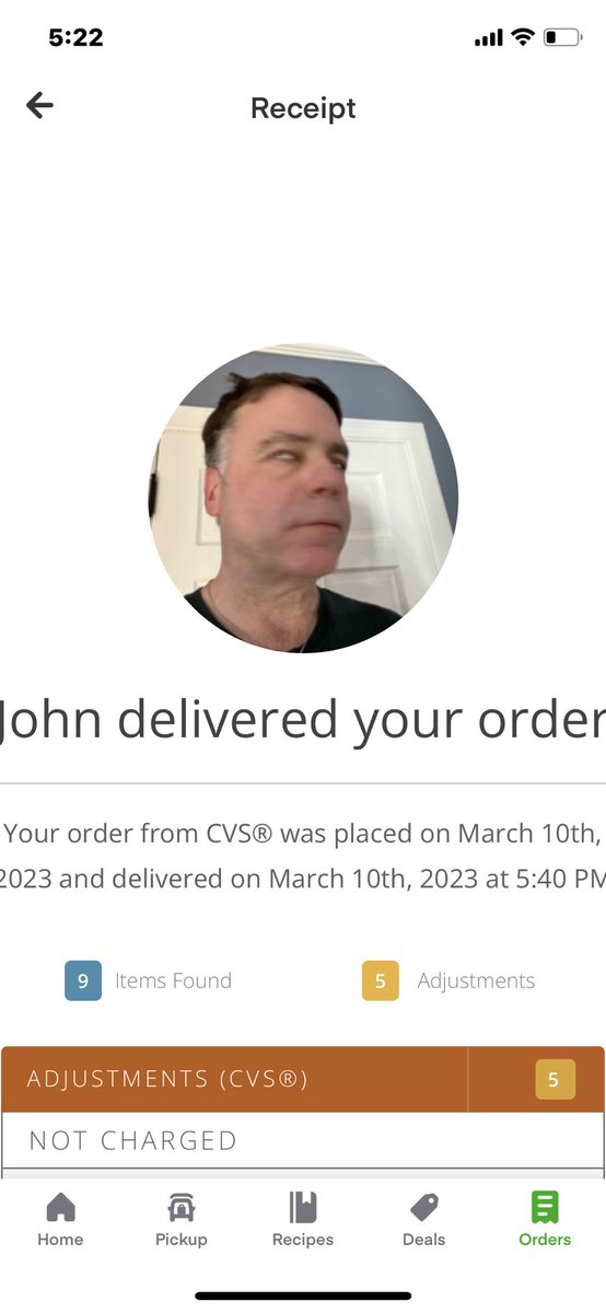 LexiMiller_'s tweet photo. @Instacart will not refund my order which was never delivered, very disappointed with this experience, the chat agent told me the deliverers location never even reached my location and he didn’t include a photo. this kind of treatment of a regular and loyal customer is not okay. https://t.co/X3CLMKUie4