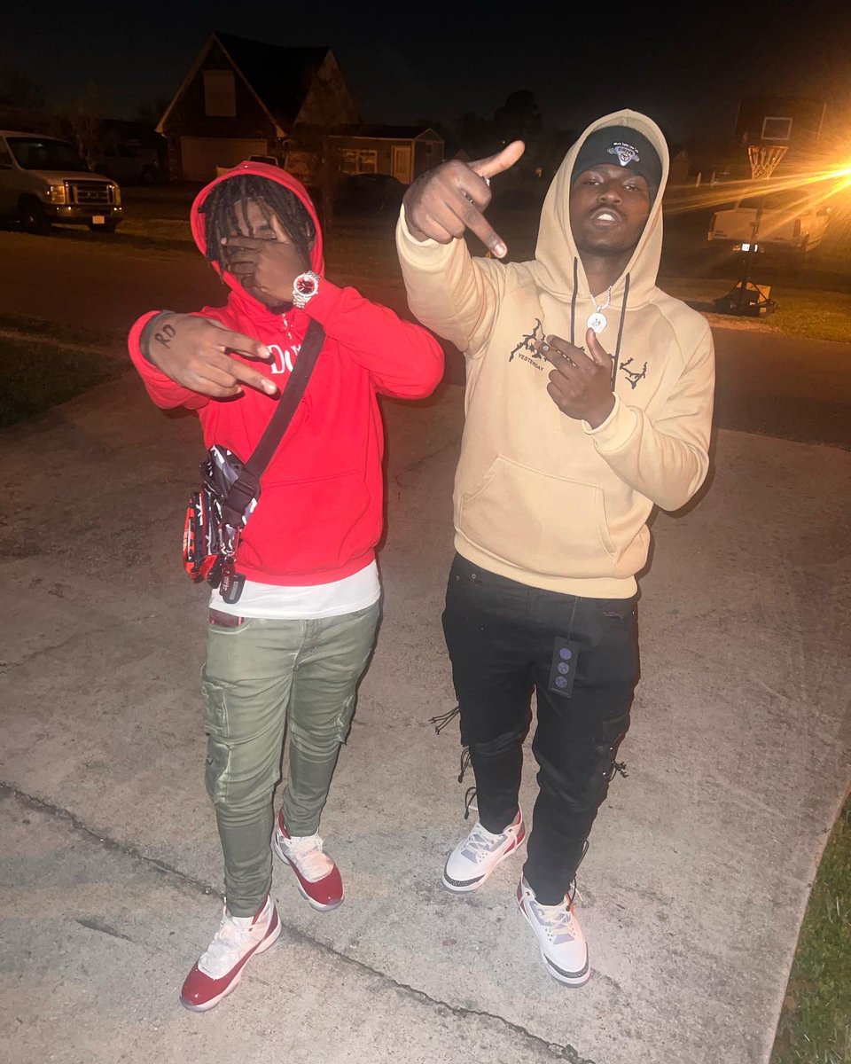 DcHunch00's tweet photo. trying twitter follow me tho ❤️‍🔥 https://t.co/31lkNY1P5t
