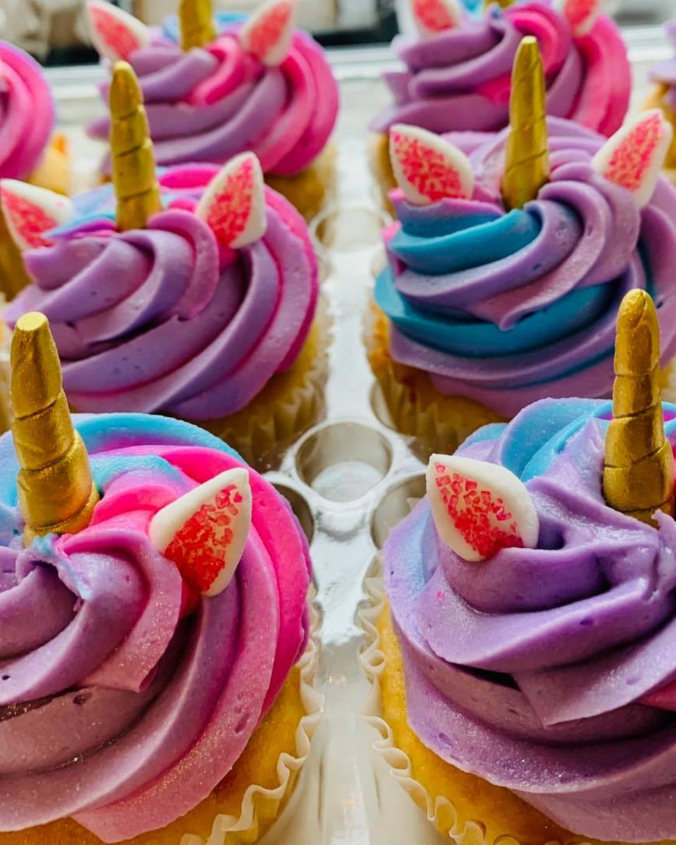 LilysCookies's tweet photo. Did someone say 𝐬𝐰𝐞𝐞𝐭𝐬? 🧁 https://t.co/s5lj9vJO4t