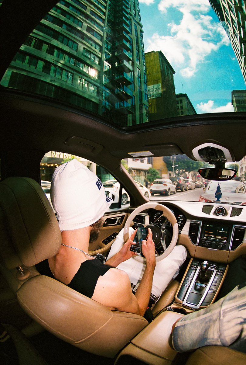 YOUR MULTIMEDIA tweet media