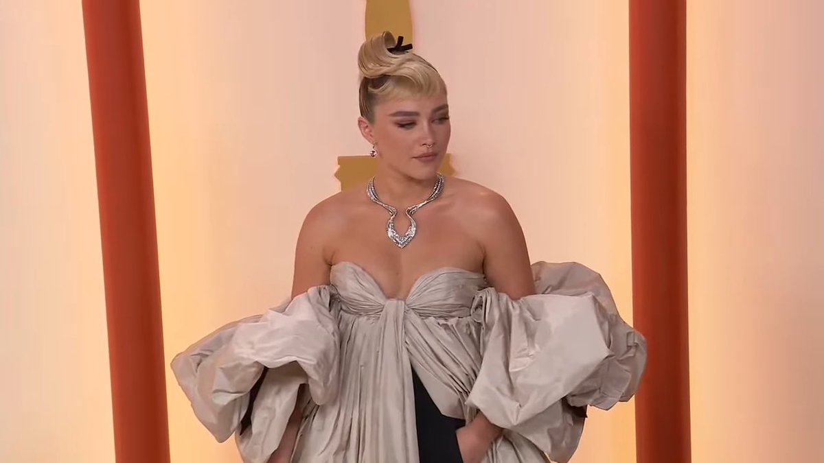 FilmUpdates's tweet image. Florence Pugh at the 2023 #Oscars