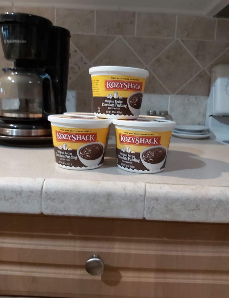 MaryMacElveen's tweet photo. I went food shopping and I am fully stocked for the week with my yummy late night snack. I can't get enough of this pudding! 😋 #KozyShack https://t.co/wC4AIElV4q