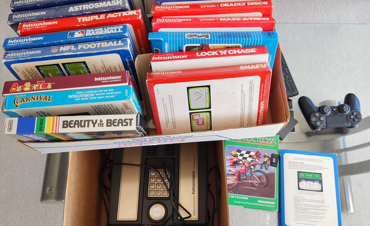 nunya_beeeez's tweet photo. Thinking back to when you thought of yourself as an OG gamer 🤣🤣🤣
#gamer #intellevision #80sgames https://t.co/WqlXTlu80t