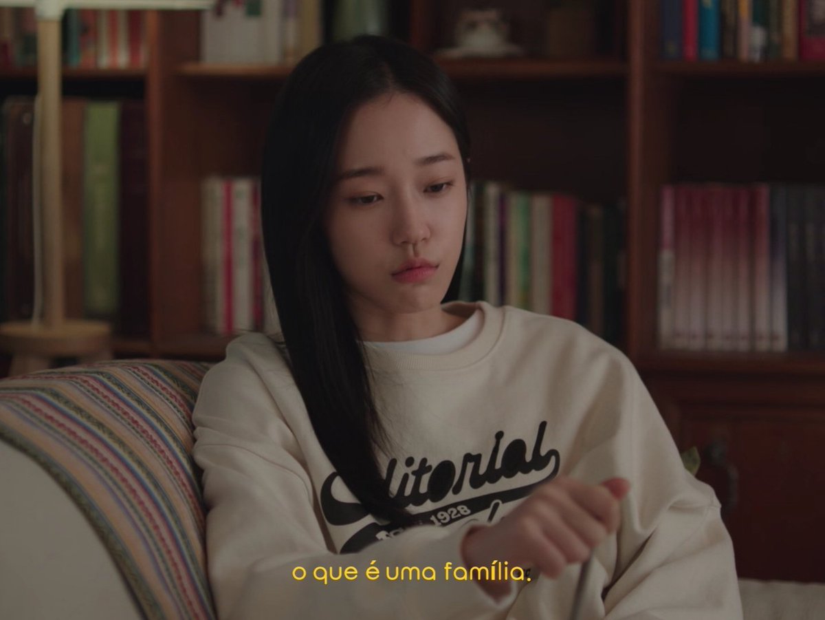 quotesfromcine's tweet photo. O que é ser família? #IntensivaoDeAmor #CrashCourseInRomance #CrashCourseInRomanceEp12 https://t.co/NoHWxRntyC