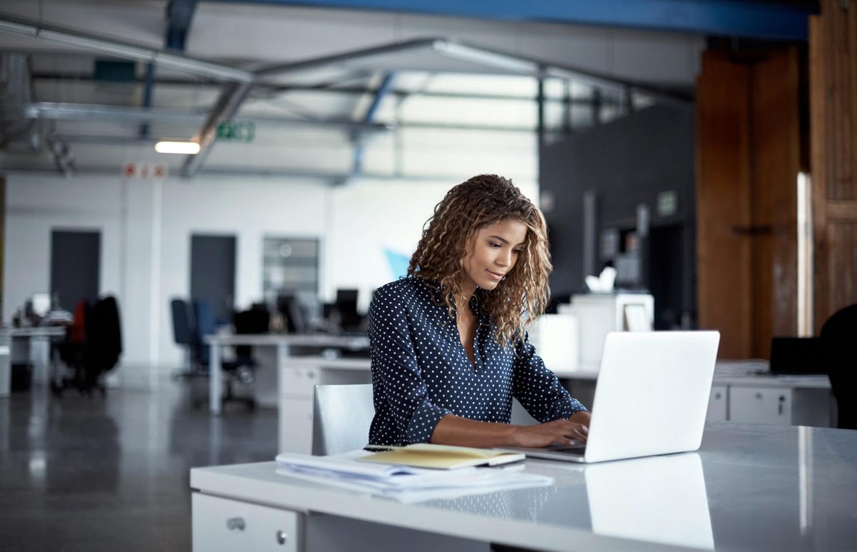 This False Career Choice Is Limiting Your Options – 4 Ways To Expand Limiting Beliefs trib.al/lBtaWiZ