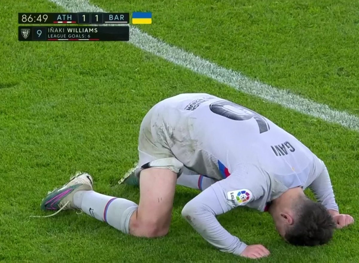 amin_fcb10's tweet photo. La reacción de Gavi cuando nos empataron después de estar corriendo durante todo el partido. Este chaval es el Barça. No lo cambio por nadie, vale oro. https://t.co/fmtao5JPNd
