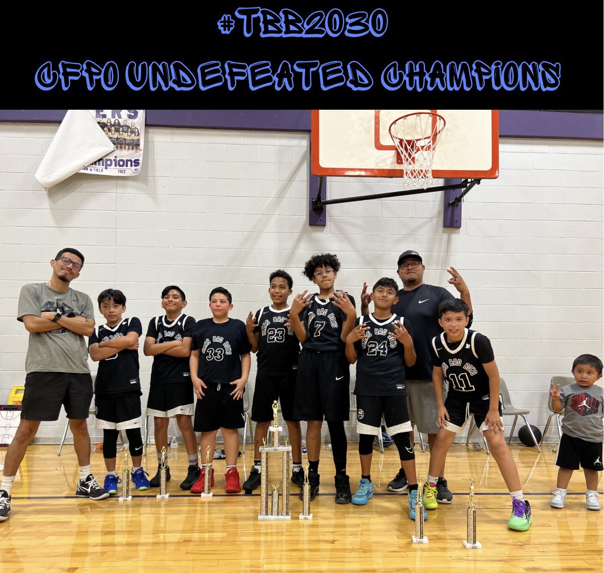 TexasBadBoys1's tweet photo. Our youngin’s put in work this year in the CFPO league. All teams played up 1 division and two teams took first place and one team took 2nd. Proud of our young hoopers. Our future is bright! #TBB #BadBoyMentality #TheTakeOver https://t.co/FDo230jUl7