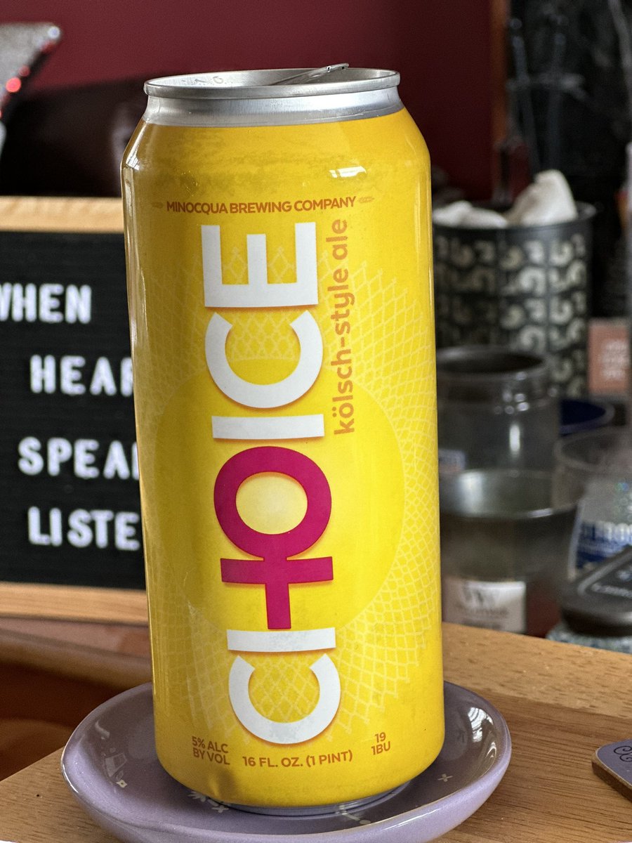 Suskfol48's tweet photo. Drinking a beer with a purpose and it’s delicious! #ProChoice #RBG #WomensHistoryMonth #WomensRights https://t.co/fhlIUFSxJG