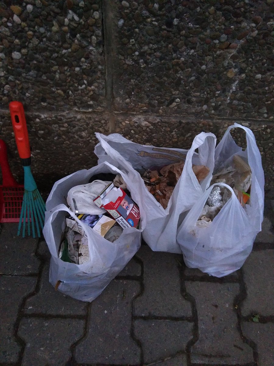 _Robert_Mester's tweet photo. Ging for a walk in a German town? Be prepared that a lot of plastic will be disposed incorrectly #cleanffm #plasticfree #microplasticavoidance https://t.co/w8Ec4HfwRT