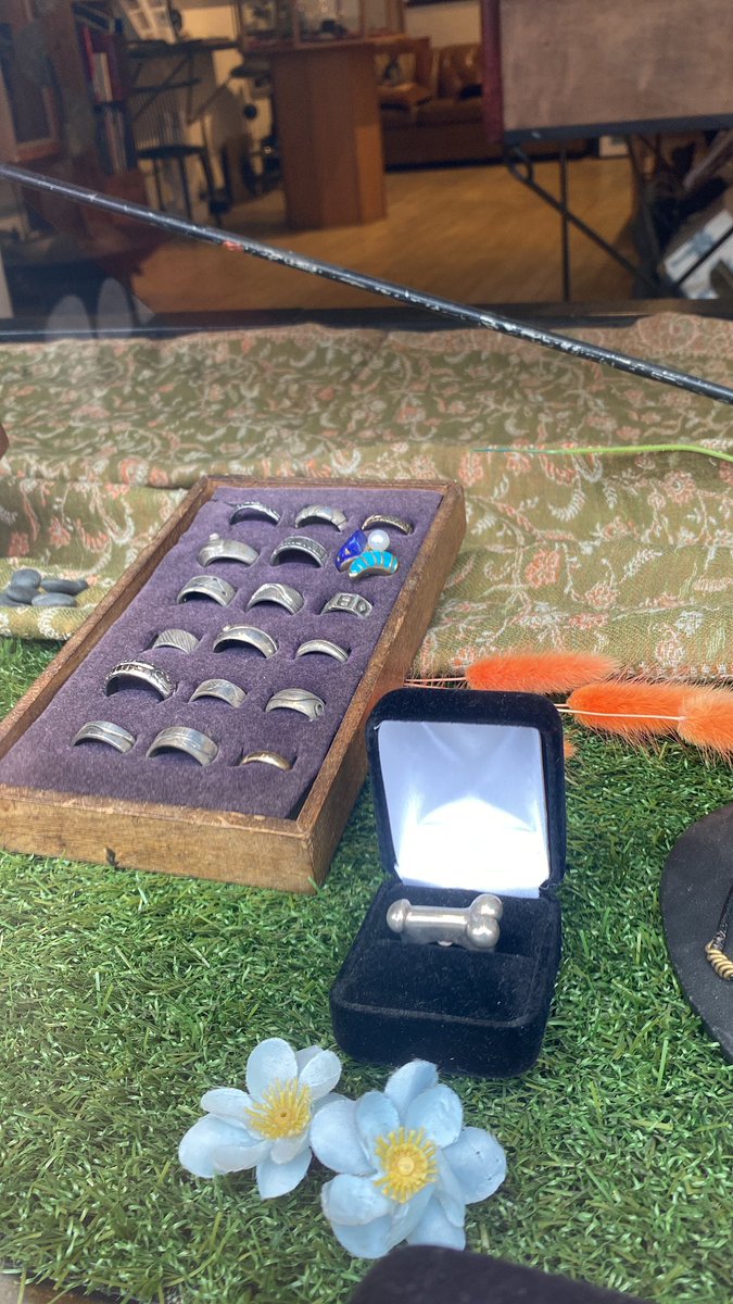ucockit's tweet photo. A cock ring of sorts https://t.co/RXgzXEWoJm