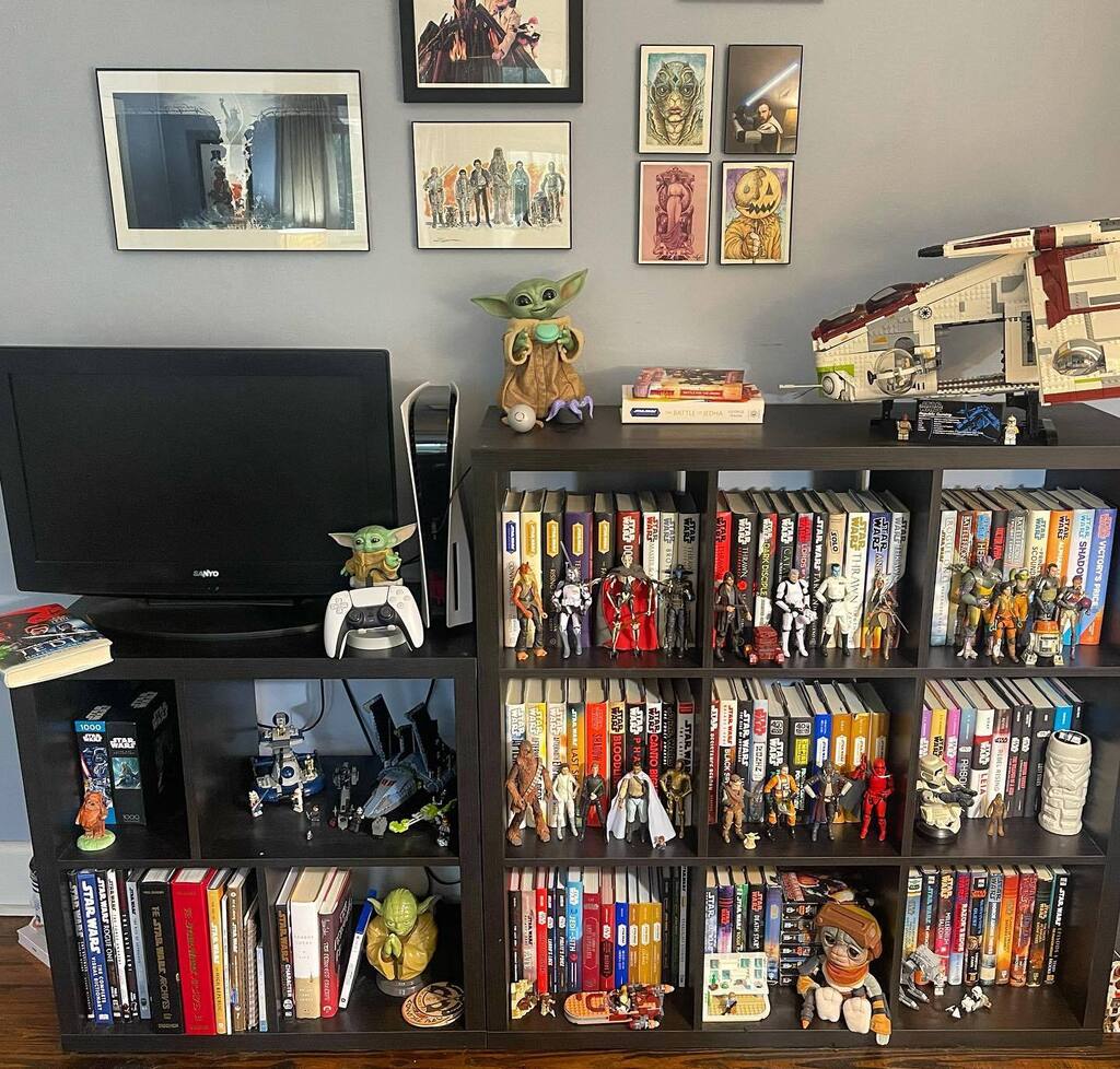 #SundayShelfie of my Star Wars shelves.