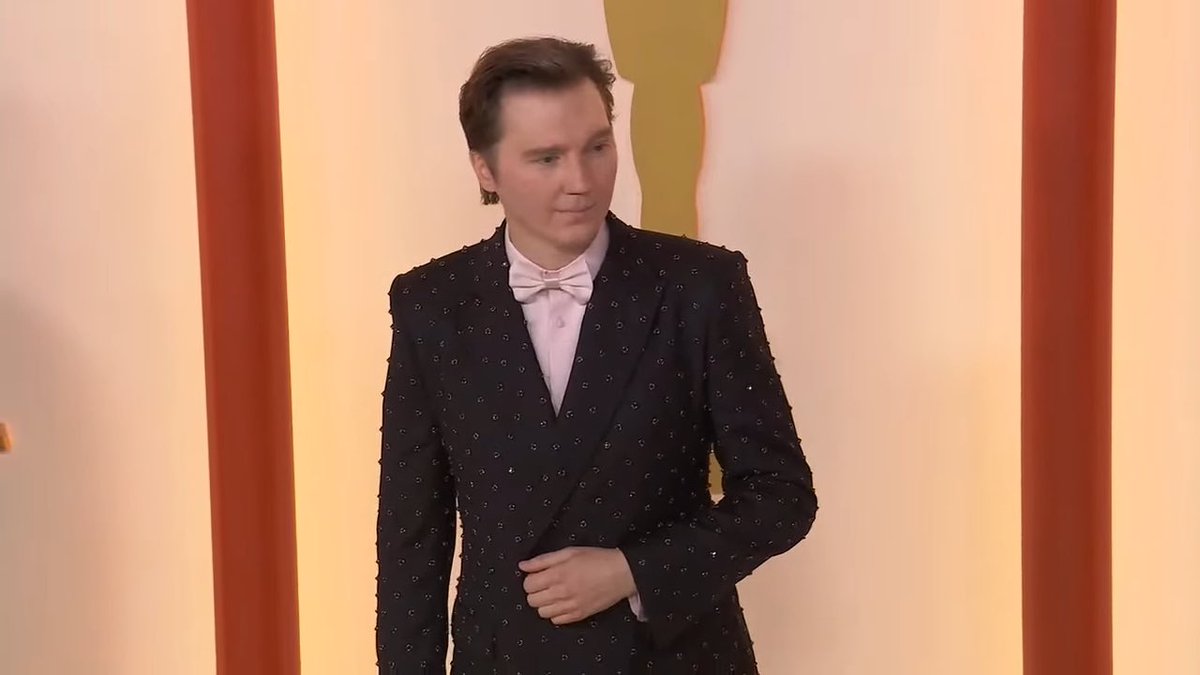 FilmUpdates's tweet photo. Paul Dano at the 2023 #Oscars https://t.co/X65ZP1JyLM