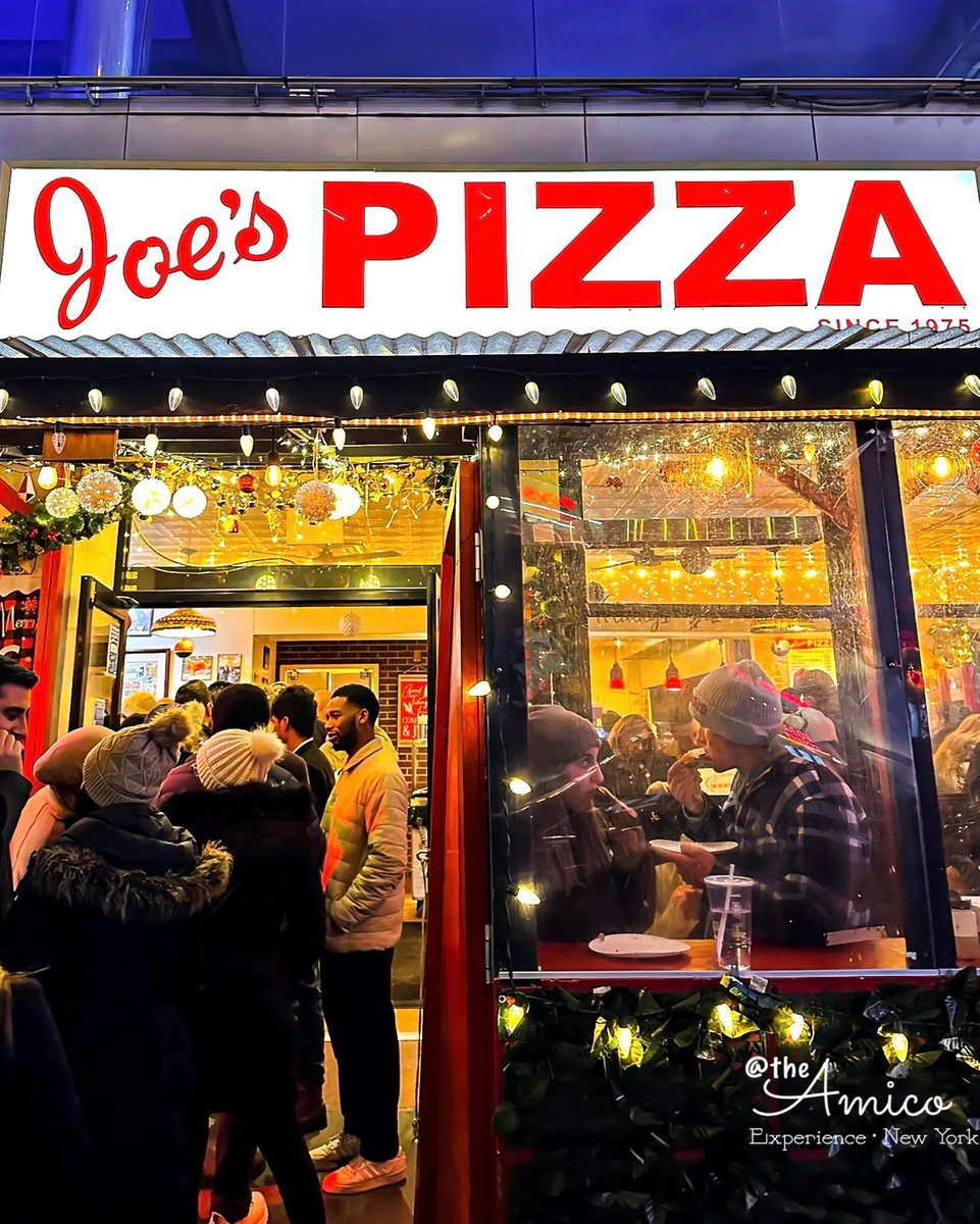 The Famous Joe’s Pizza 

#newyorkcity #theamicoexperiencenewyorkcity
#usa #theamicoexperience #theamicoexperienceusa 
#travelawesome #travelblogger #travelbloggerlife #travelblogging #traveldiary #travelingram #traveler #worldtraveler #traveltheworld #travellife #photooftheda