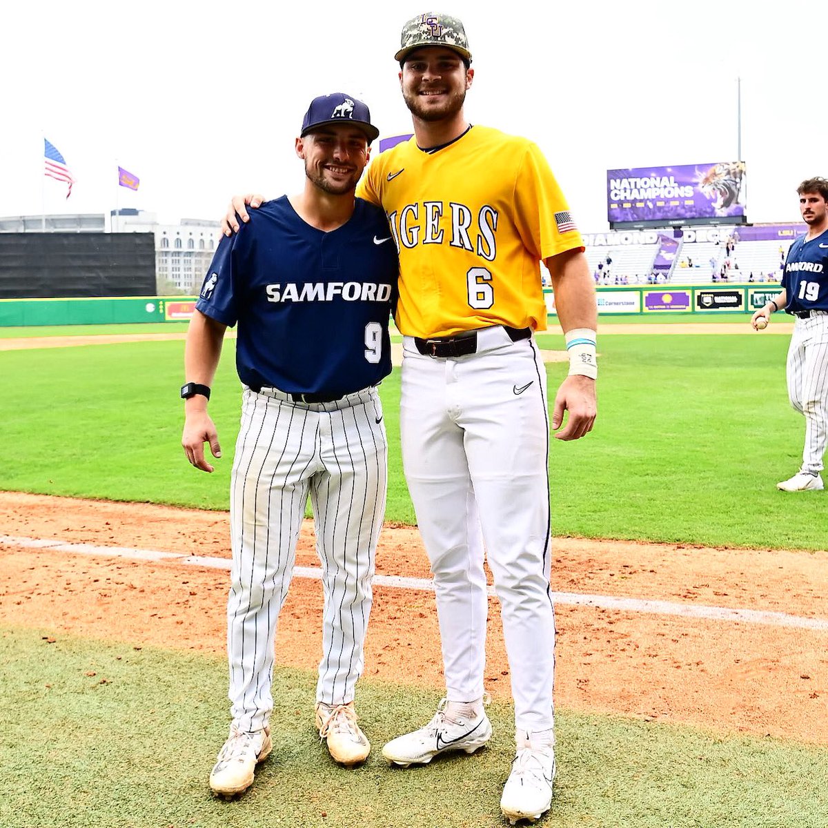 We love seeing our alums meeting up at the next level. Stephen Klein and Brayden Jobert met up during this weekend’s Samford/LSU series at Alex Box Stadium. #ForeverAFin