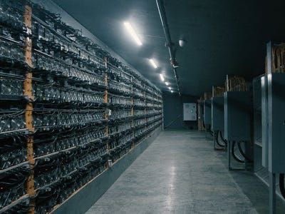 FACT📝: The #bitcoin  energy debate is over.
Head of the Texas electrical grid, Brad Jones explains, "#Bitcoin  mining is helping balance our grid and is driving more renewables into our system"