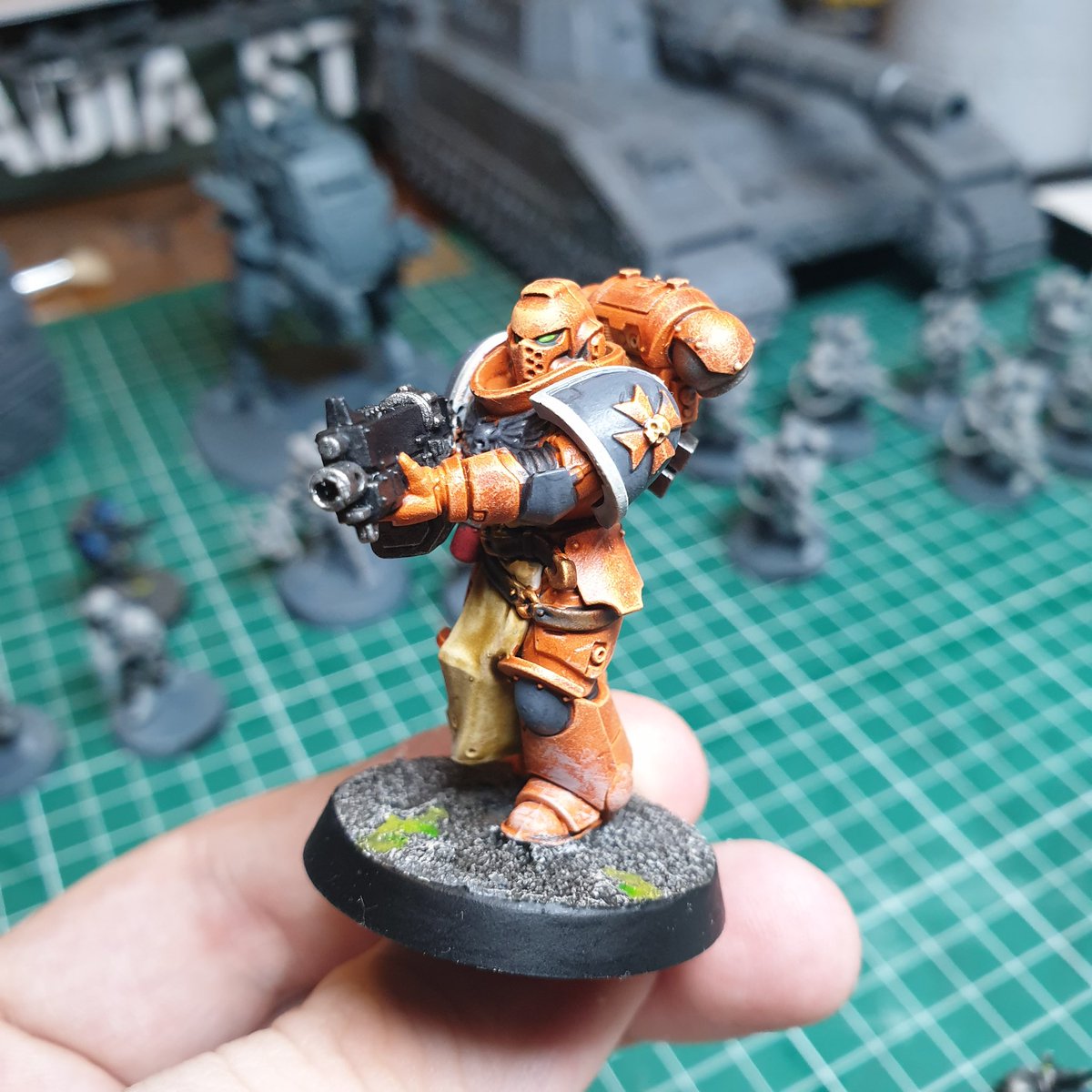 IrishJaguar's tweet photo. Took just under a year to complete 🤣🤣 Damn hobby depression!
Emperor’s Will Black Assault VII brother &
Emperor’s Will White Tactical I veteran brother
#wh40k #paintingwarhammer #emperorswill #spacemarines #adeptusastartes #notblacktemplars #orangenotblack #warhammercommunity https://t.co/U541OUWwlR