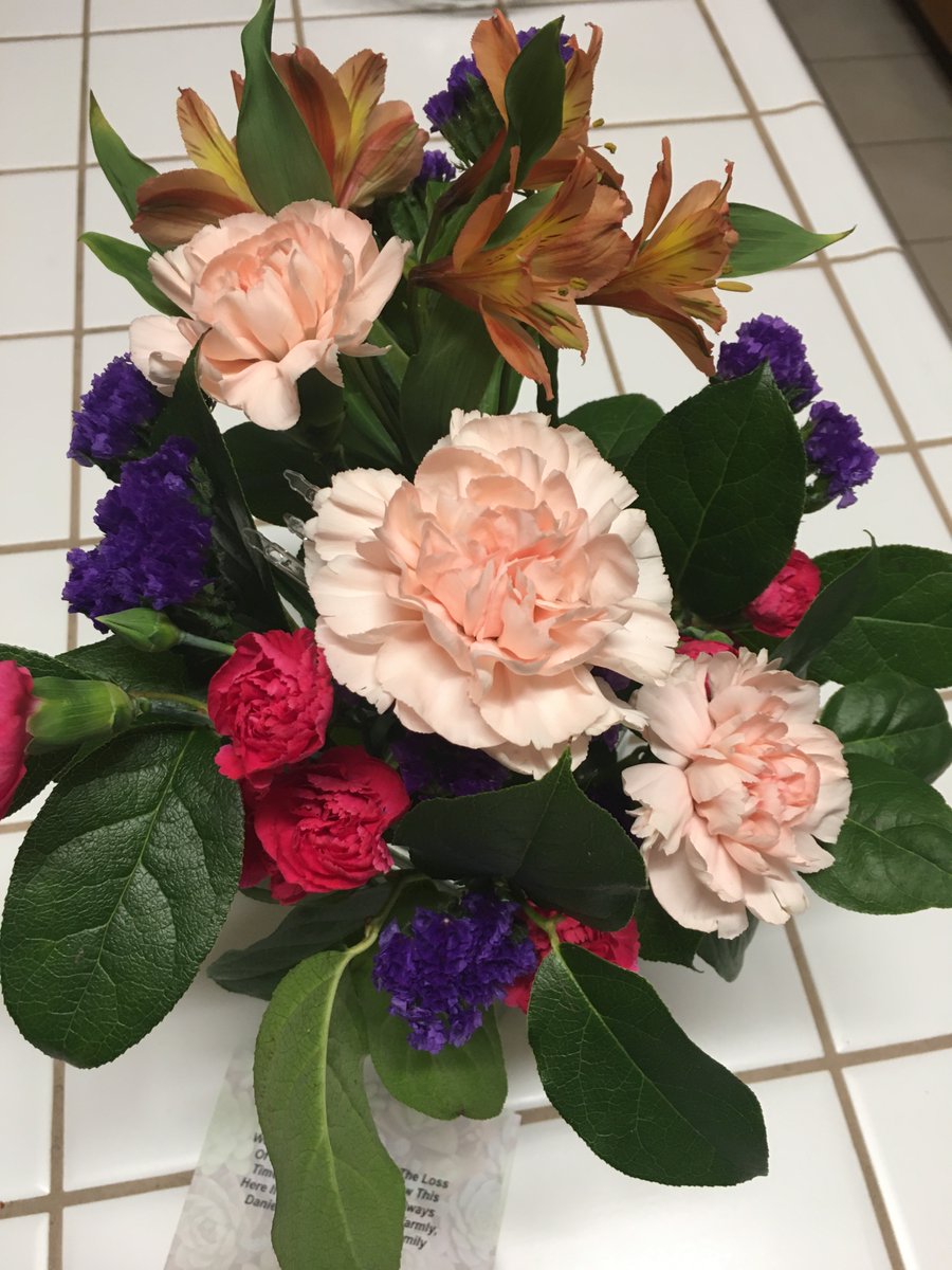 AgentKrisBaker's tweet photo. @Chewy So impressed with the sweet note of condolence re the loss of our sweet boys, Diffy &amp; Snickers. The credit for unused prescription dog food &amp; insulin (&amp; will be donating to a local rescue as suggested), was wonderful, the kind gesture of flowers is over the top! Thank you! https://t.co/F6XqMUKxmI