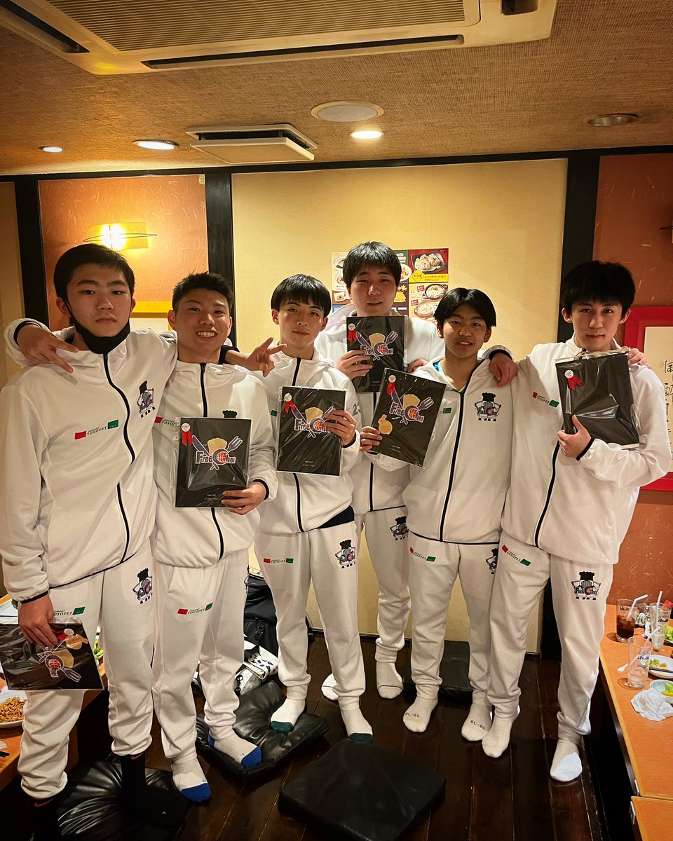 Free__Chef's tweet photo. 三年生お疲れ様でした👨‍🍳
そしてありがとう✨

#FreeChef
#フリーシェフ https://t.co/9hnhySCjk9