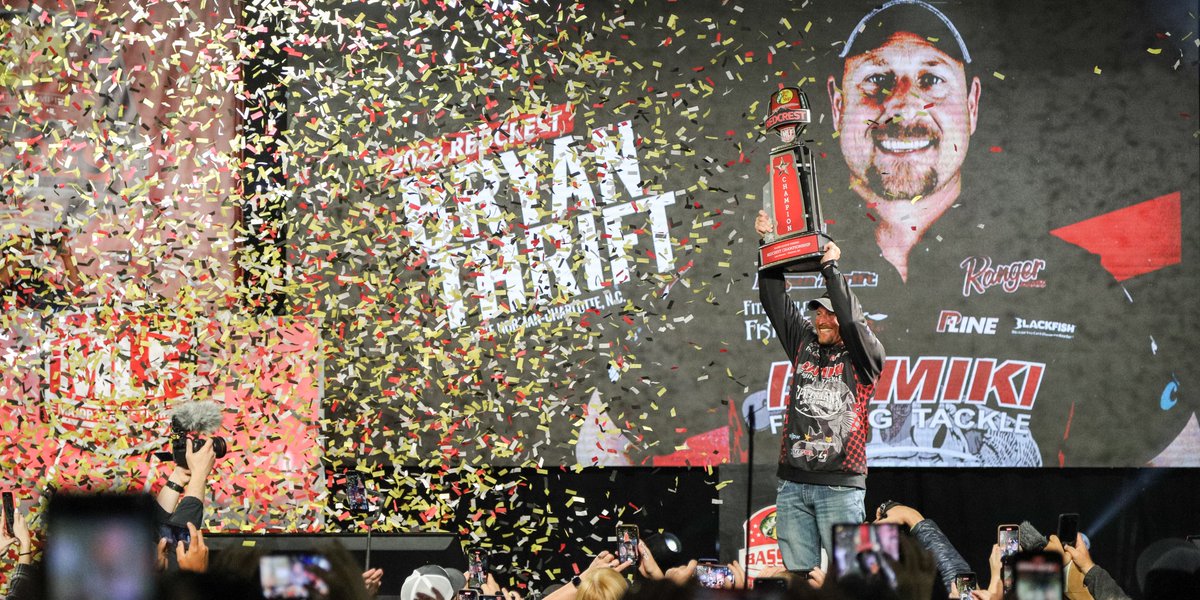 MajorLeagueFish's tweet photo. A shoo-in since Lake Norman was announced as the location for @BassProShops REDCREST Presented by @shorelunchbrand, hometown hero Bryan Thrift wins with a three-day total of 46-12 🏆 https://t.co/2bFlxkrfqU

#WEAREbassfishing #REDCREST #Champion @VisitLakeNorman #CLTsports https://t.co/raZYjkQixm
