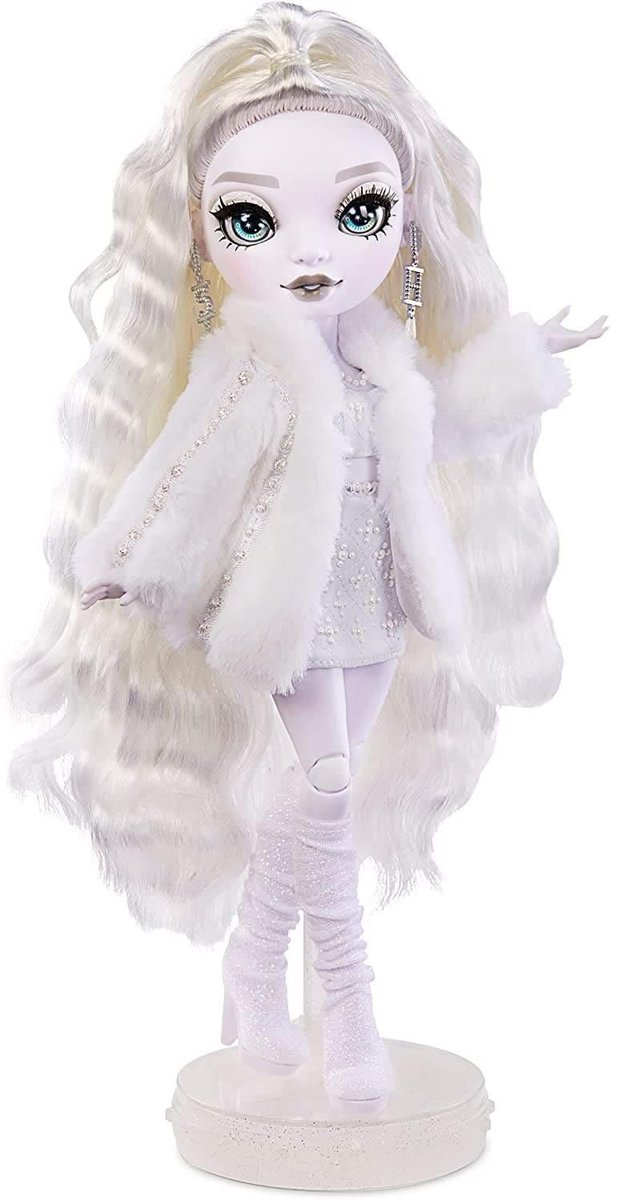 frantasia_'s tweet photo. @Kyoosh I'm not a big fan of the original face sculpt but the dolls with the monolid eyes sculpt are gorgeous https://t.co/qqq9OHIa49