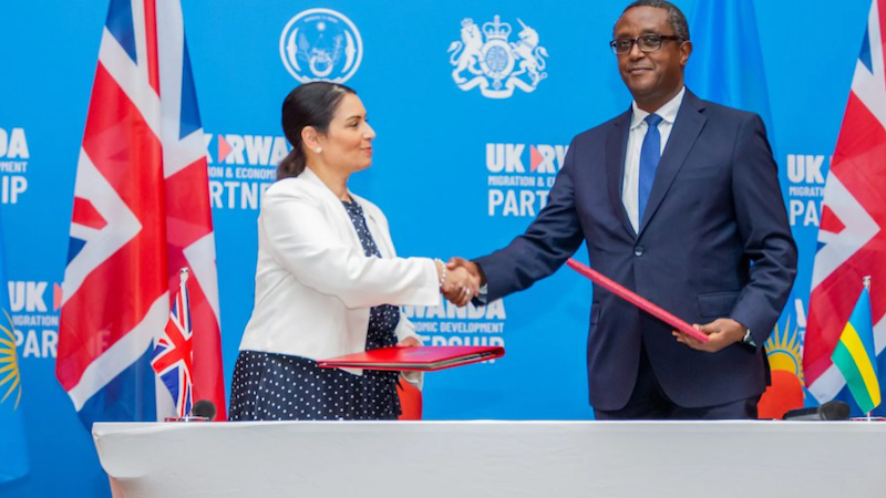 EurasiaReview's tweet photo. UK-Rwanda Refugee Plan: Post-Colonialism In Action - OpEd
https://t.co/UOmNXX9CbN
The United Kingdom and Rwanda signed an asylum cooperation agreement on April 14, 2022, as part of the UK’s New Immigration Plan. The agreement authorizes the UK government to send asylum seeker... https://t.co/tQatQsQcPy