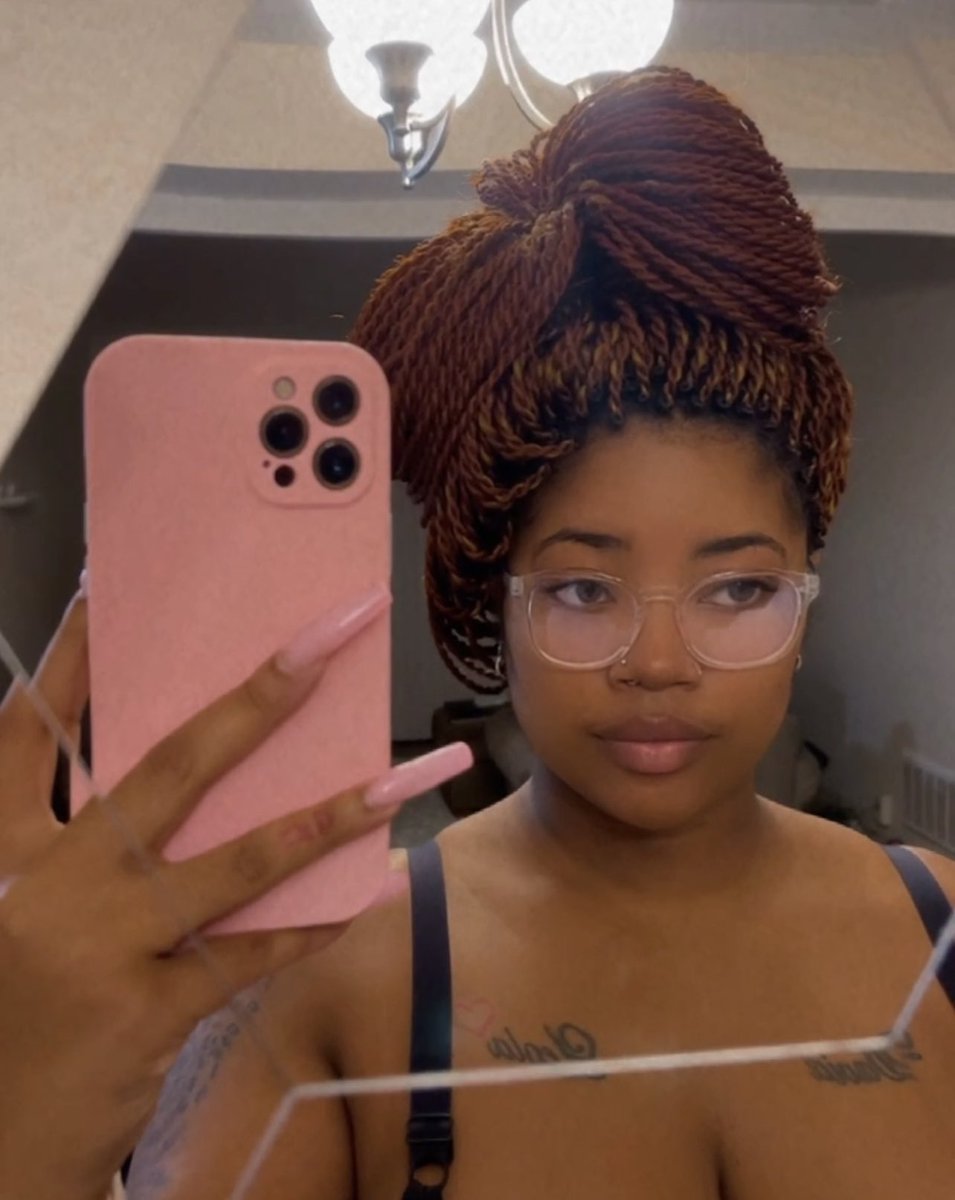 RealVictoriaaa_'s tweet image. Randoms From Milani Portland 💗😍