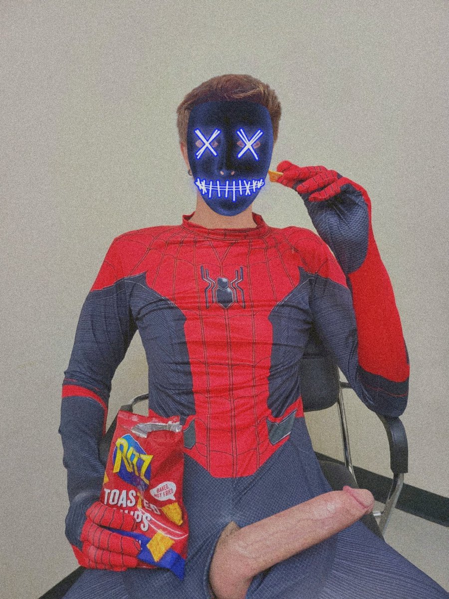 Mewg452's tweet photo. Lg suka cosplay jdi spiderman https://t.co/38U0fnW9lo
