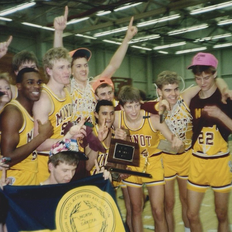 karlobenson's tweet photo. March Madness 1990 #MinotHigh #STATECHAMPIONS https://t.co/ITl9K03qDR