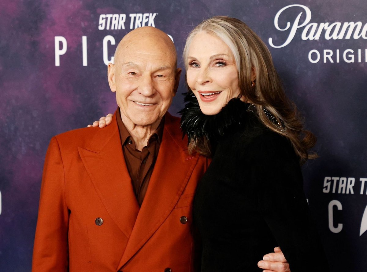 Star Trek TNG tweet media