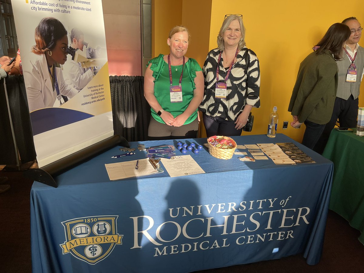 SocPediPath's tweet photo. Here’s a few of the #PediPath fellowship opportunities you might have seen at the #USCAP2023 fellowship fair! 1/3
@StanfordPath @leon_metlay @UTSW_PediPath @Pathology_URMC
#SPPspring2023 https://t.co/pQHA1gMQk3