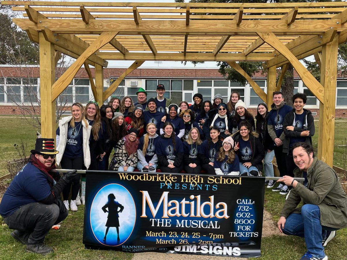 WHSTerrell's tweet photo. A beautiful day for marching in the Woodbridge Township St. Patrick’s parade w/Marine veterans, our WHS Marching Band AND our WHS Spring Musical - ‘Matilda!’ Come see our Show, March 23-26th! OohRah! #WeAreBarrons #USMCvets @whsspringmusic1 @whsnjspringmusical https://t.co/fEw32jhM76