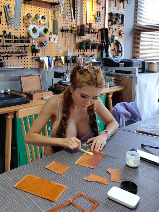 We have little DIY studios where they teach crafting, Kaidi and I went to a leather one. I'd done some